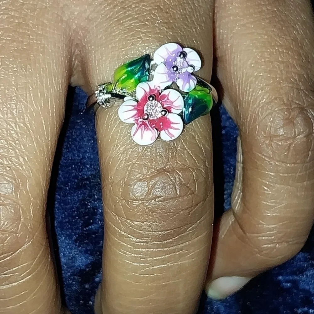 Ladies Elegant S925 Silver Floral Ring